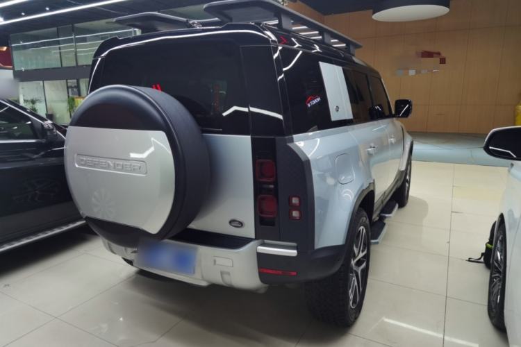 Used Land Rover Defender 2022 110 P400 Dark Edition
