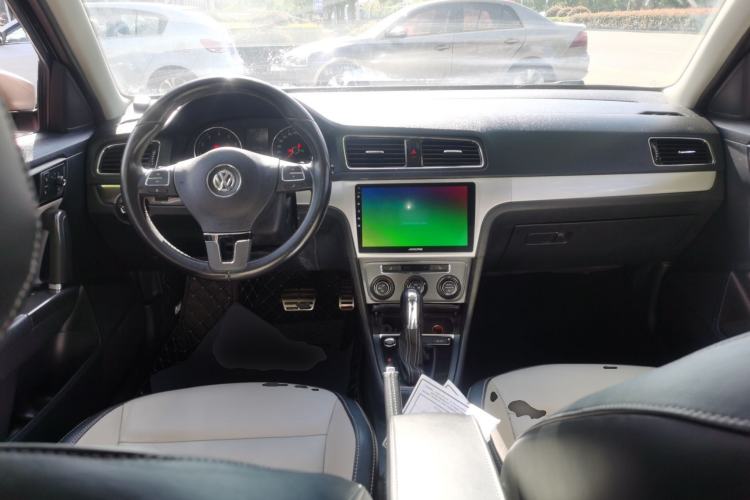 Used Volkswagen Cross Lavida 2014 1.4TSI DSG