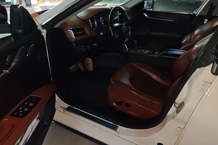 Used Maserati Ghibli 2014 3.0T Standard Edition
