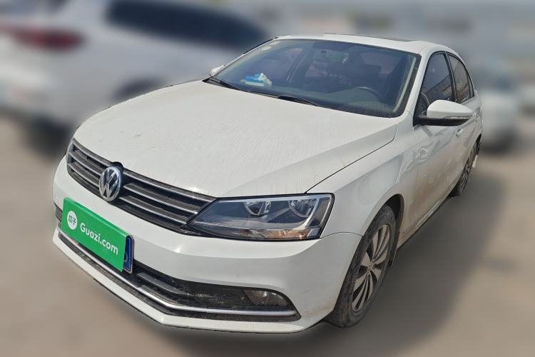 Used Volkswagen Sagitar 2017 230TSI Automatic Comfort Version