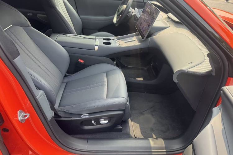 Used Xiaomi Auto YU7 2025 Ultra-Long Range High-Performance All-Wheel-Drive Max Edition
