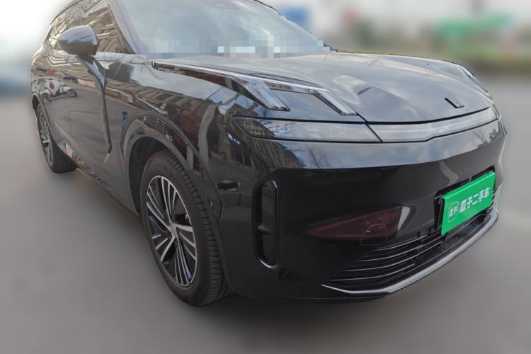 Used Lynk & Co 08 EM-P 2023 120km Long-Range Halo
