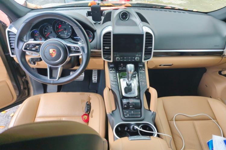 Used Porsche Cayenne 2016 Cayenne 3.0T Center Console