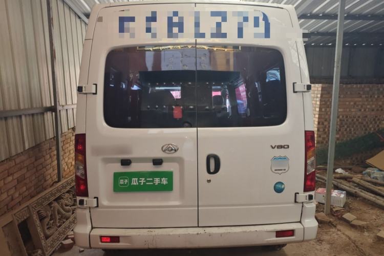 Used SAIC MAXUS Xintu V80 2021 2.0T Manual Classic Aoyuntong 127 PS Mid-axle Mid-roof 6/7/8/9-Seater Rear