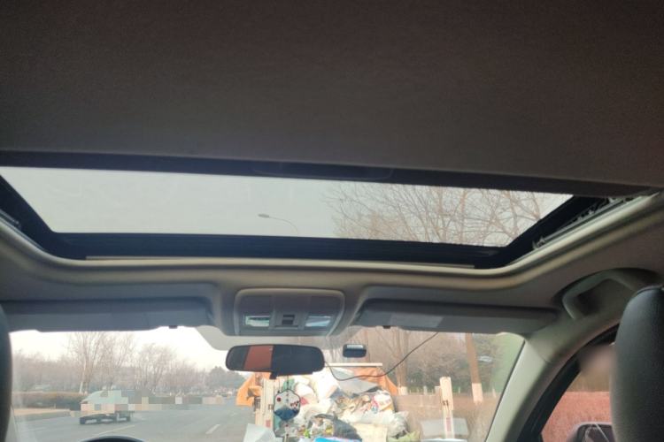 Used Mazda Mazda 3 Axela 2016 Sedan 1.5L Automatic Luxury Model
