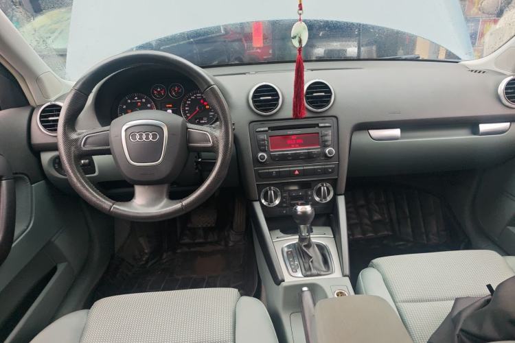 Used Audi A3 2010 Sportback 1.4T Luxury Model Center Console