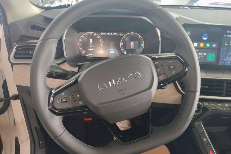 Used Lynk & Co 06 EM-P 2023 1.5T Remix PHEV Pro