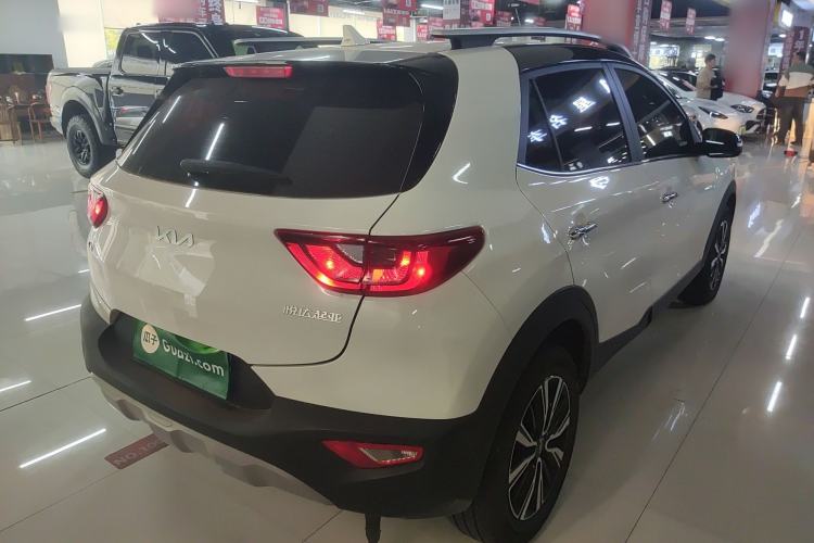 Used Kia kx1 Stonic 2021 1.4L CVT Sunroof Model