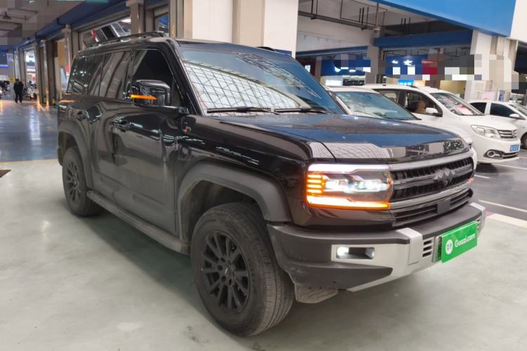 Used Formula Leopard Leopard 5 2023 Explore Edition
