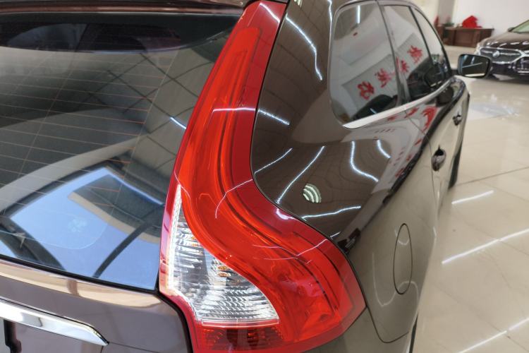 Used Volvo XC60 2017 T5 AWD Smart Upgrade Model
