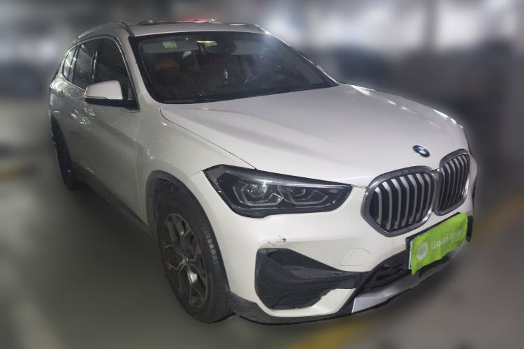 Used BMW X1 2022 sDrive25Li Leading Model Front Right 45 Deg