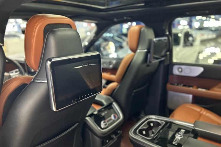 Used Lincoln Navigator 2019 3.5T Prestige Version China VI Standard