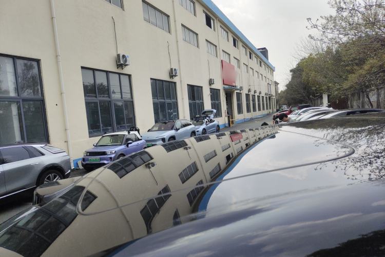 Used Zeekr 009 2024 Six-Seat Executive Version 4WD 108 kWh Roof