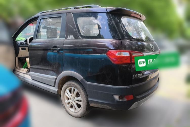 Used Dongfeng Fengon 370 2016 1.5L Manual Standard Edition SFG15-05 7 Seats
