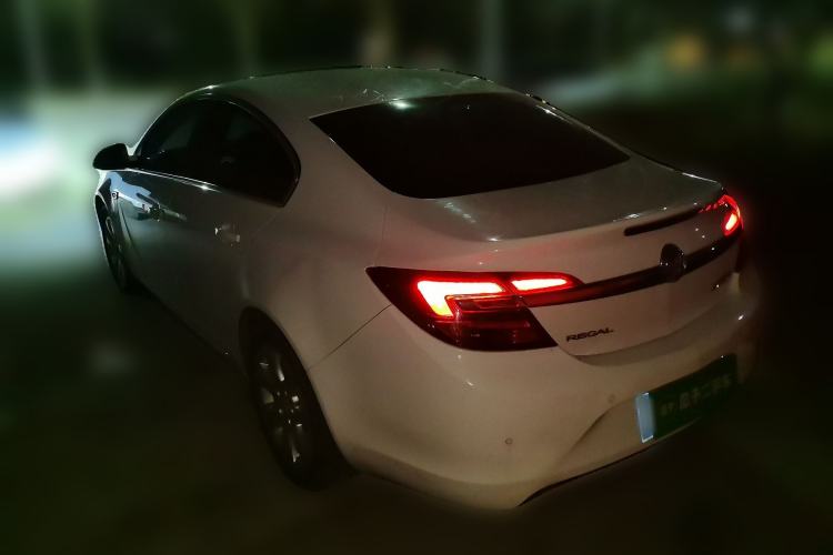 Used Buick Regal 2015 2.0L Leading Fashion Edition