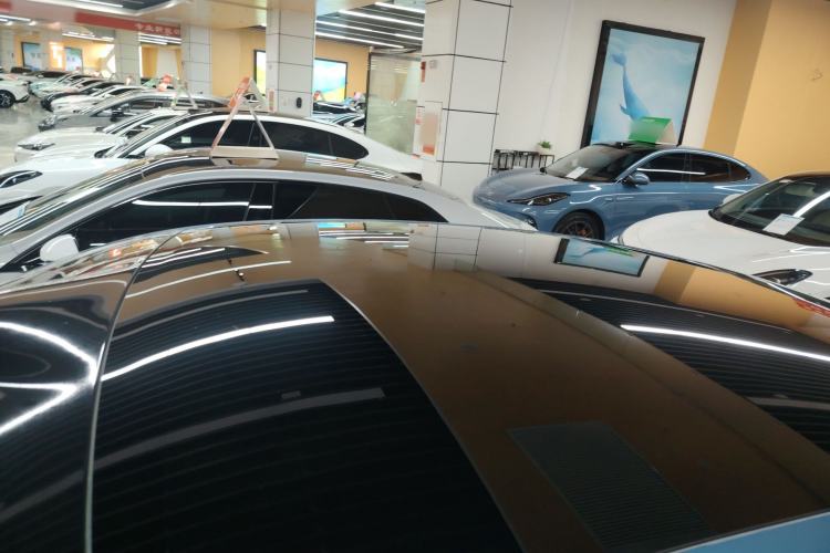 Used IM LS6 2025 Lingxi Intelligent Driving Edition Roof