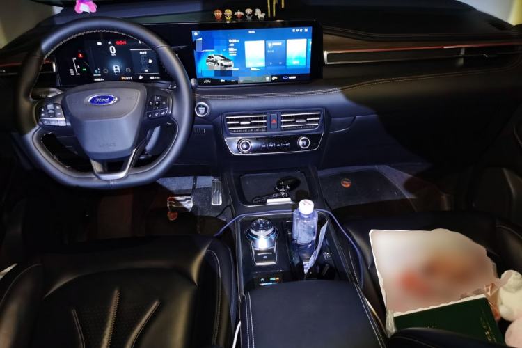 Used Ford Edge 2021 Facelifted PLUS EcoBoost 245 Two-Wheel Drive XLT 7-Seater
