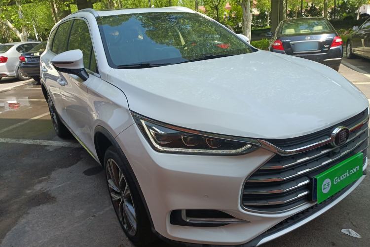 Used BYD Tang 2018 2.0T Automatic Smart Connect Prestige 7-Seater China V Standard Front Right 45 Deg