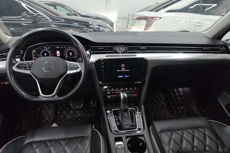 Used Volkswagen Magotan GTE Plug-in Hybrid 2022 GTE Luxury Model
