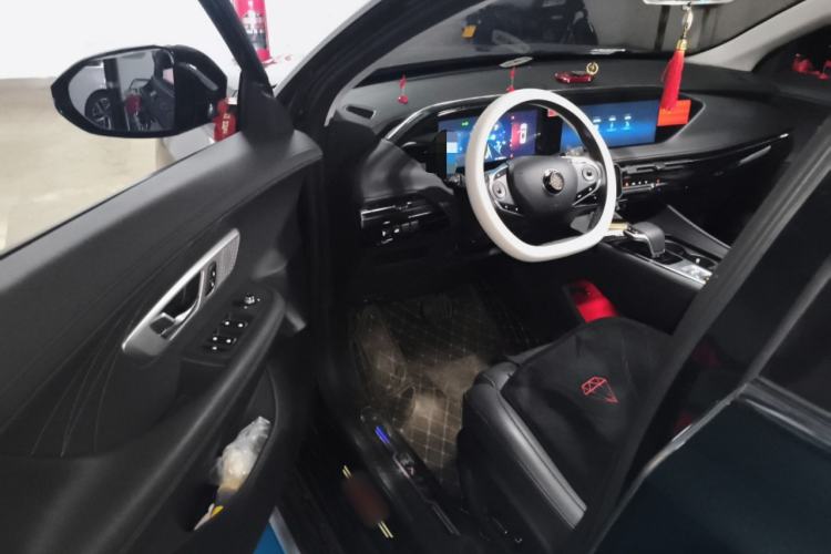 Used Dongfeng Aeolus Huge 2024 Mach Power 1.5T Premium Model