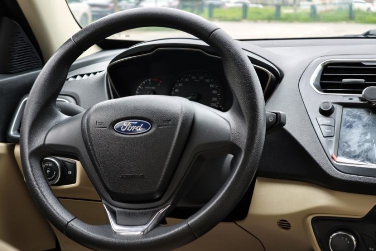 Used Ford Escort 2015 1.5L Automatic Comfort Edition