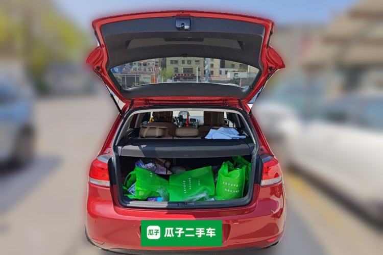 Used Volkswagen Golf 2011 1.6L Automatic Fashion Edition