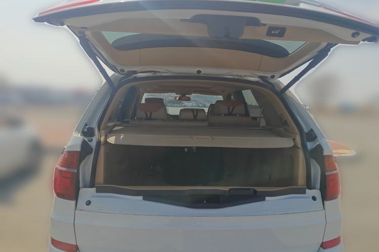 Used BMW X5 2011 xDrive35i Luxury Model