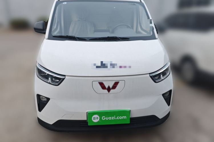 Used Wuling Yangguang 2024 300km Comfort Version with Sealed Windows 75kW
