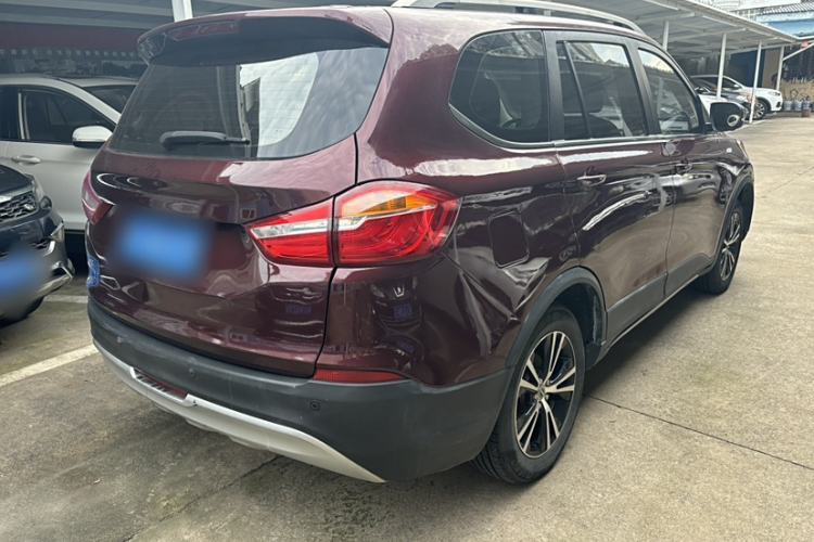 Used SWM X7 2016 1.8L Manual Luxury Edition 7 Seats