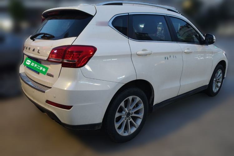 Used Haval H2 2017 Red-Label 1.5T Manual Two-Wheel-Drive Elite Model