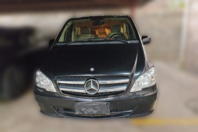 Used Mercedes-Benz Vito 2013 3.0L Elite Edition Front