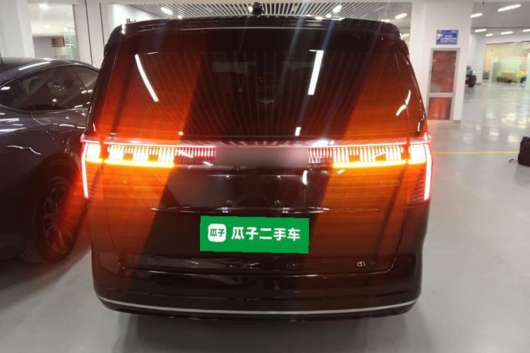 Used Zeekr 009 2022 WE Edition