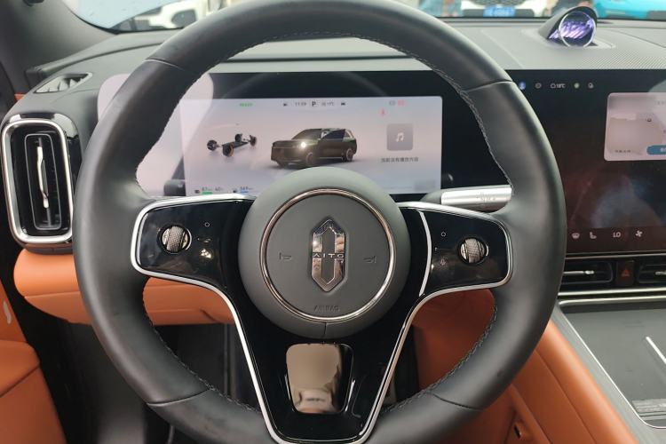 Used Hima AITO M9 2024 Range-Extended Max Edition 42 kWh 6-Seater Version Steering Wheel