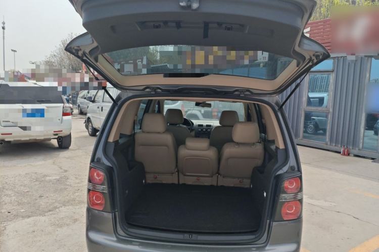 Used Volkswagen Touran 2015 1.4T DSG Comfort Edition 5 Seats Trunk