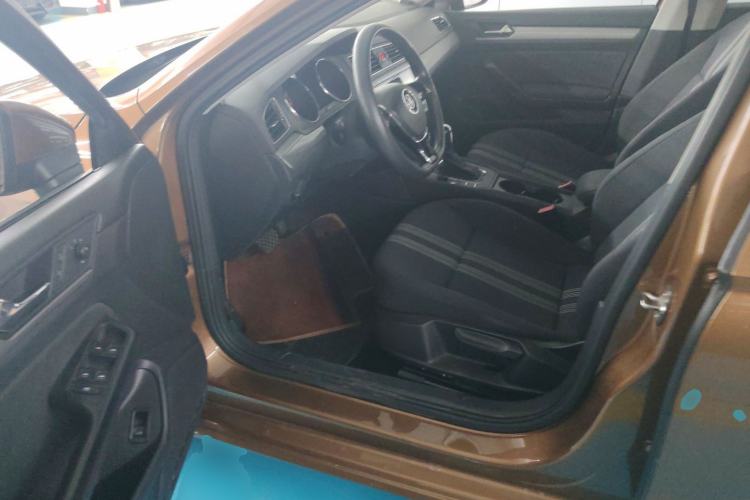 Used Volkswagen Lamando 2015 230TSI DSG Fashion Edition