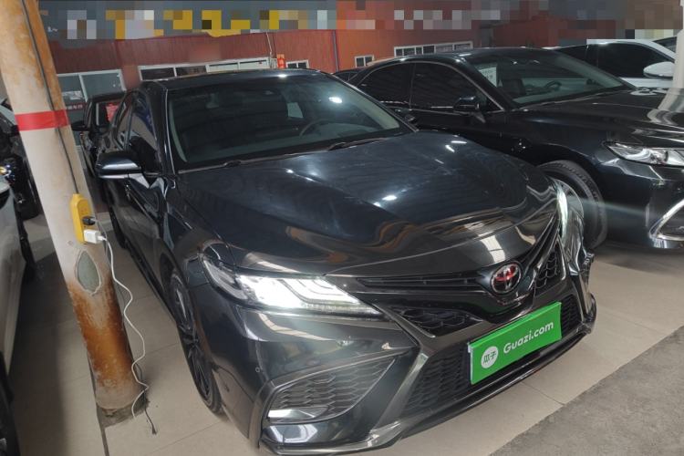 Used Toyota Camry 2022 2.0S Knight Edition