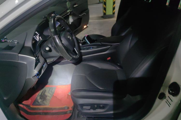 Used Toyota Avalon 2019 2.0L Luxury Edition China VI Standard