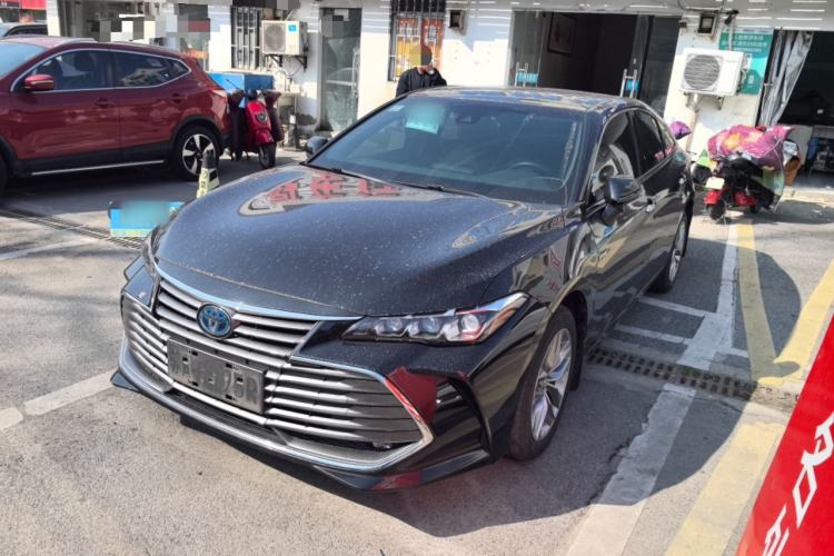 Used Toyota Avalon 2019 Dual-Engine 2.5L Luxury Edition China VI Standard