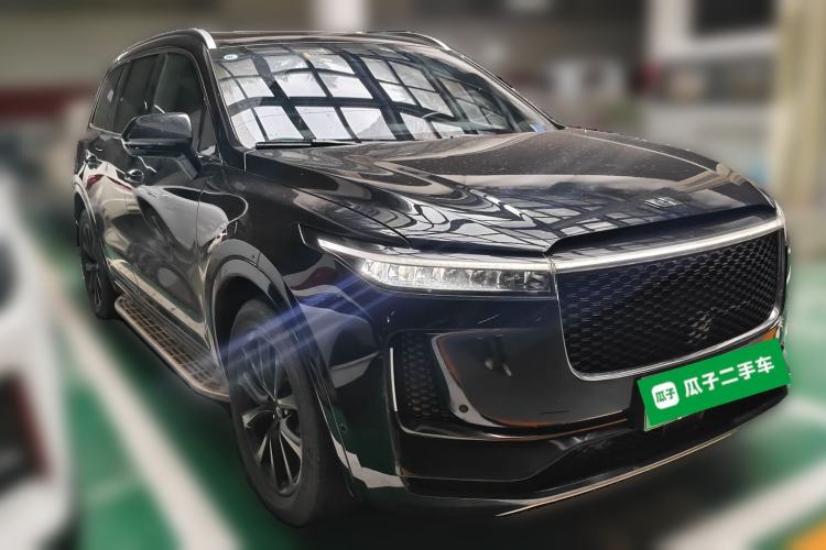 Used Li Auto ONE 2020 Extended-Range 6-Seater Version Front Right 45 Deg