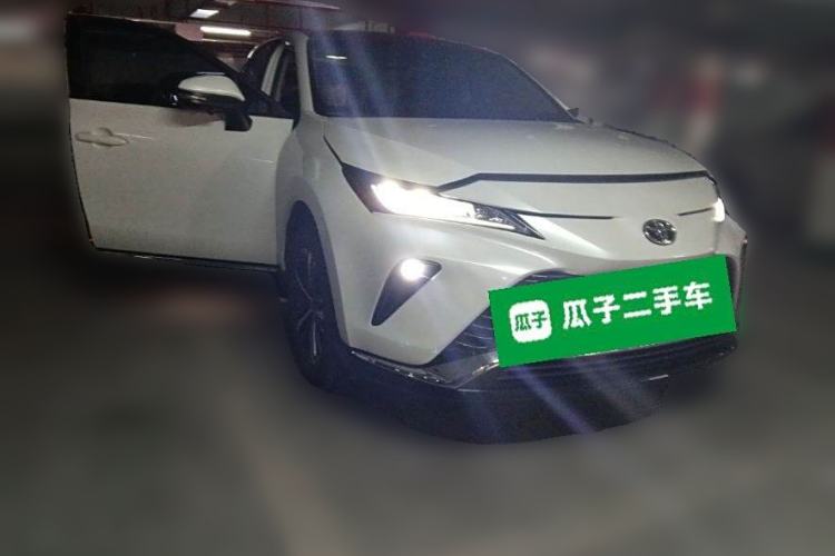 Used Toyota Venza 2023 2.0L CVT Two-Wheel Drive Luxury Edition
