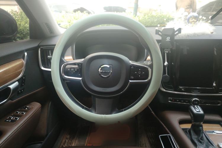 Used Volvo S90 2020 T5 Zhiyi Luxury Edition Steering Wheel