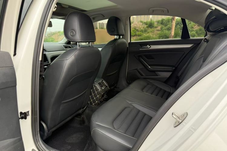 Used Volkswagen Lamando 2019 280TSI DSG Comfort Edition China VI standard Interior 3