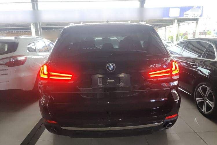 Used BMW X5 2018 xDrive28i
