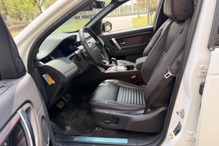 Used Land Rover Discovery Sport 2020 249 PS R-Dynamic Performance Edition Left Front Seat