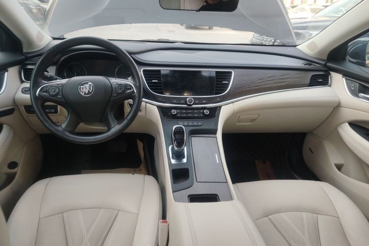 Used Buick LaCrosse 2022 Avenir Avia First Edition
