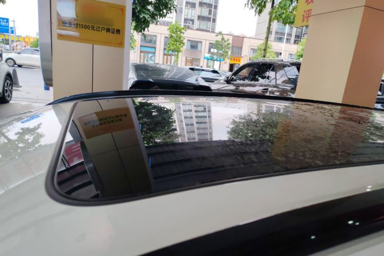 Used Lynk & Co 09 2021 2.0T Halo Six-Seater
