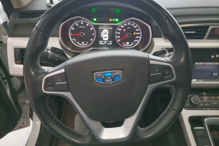 Used Geely Auto Emgrand X7 Sport 2018 2.0L Manual Two-Wheel Drive Zhiya Version
