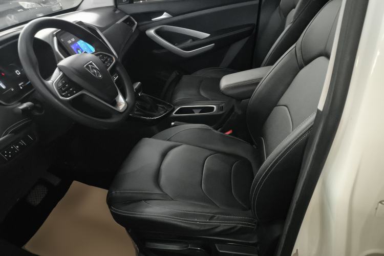 Used Baojun 530 2021 Global Car Anniversary Edition 1.5T CVT Luxury Model 7 Seats