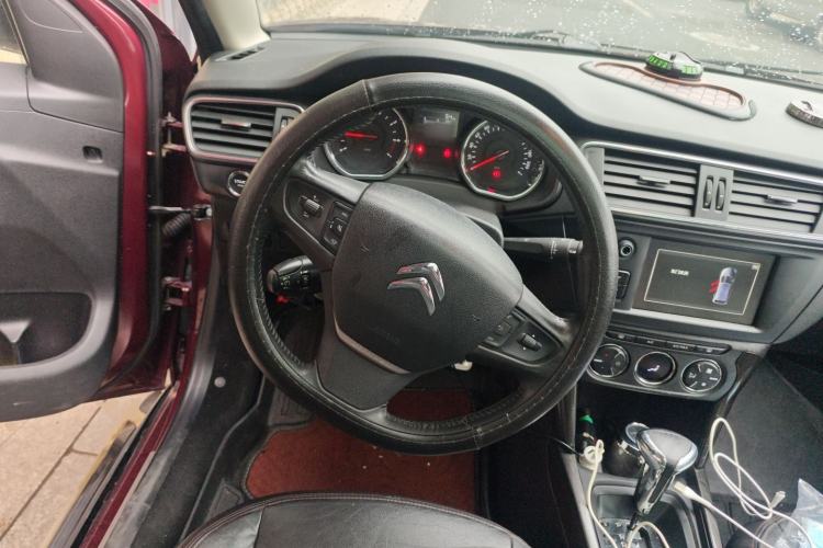 Used Citroen C3-XR 2015 1.6THP Automatic Smart Model Steering Wheel