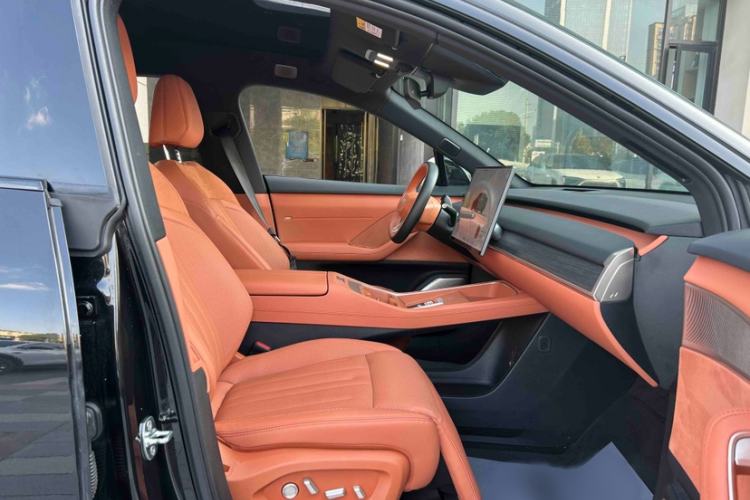 Used ONVO L60 2024 60 kWh Rear-Drive Version